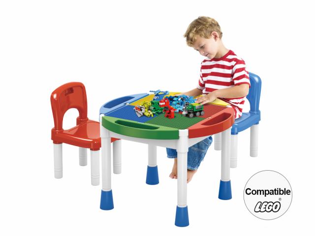Table de construction avec chaises et rangements