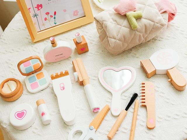 Set de coiffure en bois - 14 pcs